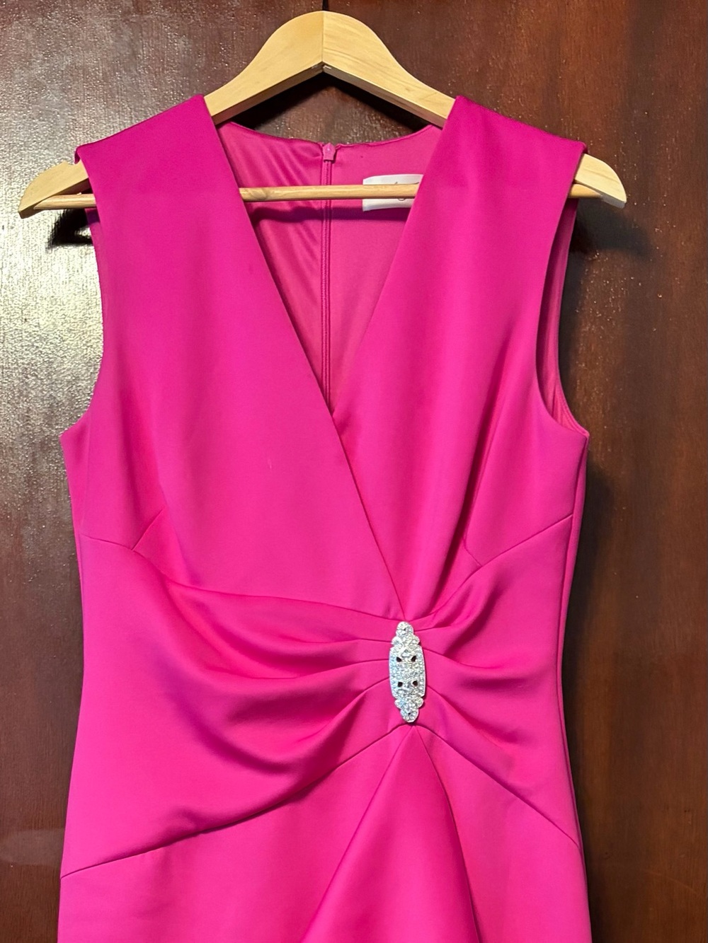Women’s Eliza J Fuchsia Sleeveless V-Neck Midi Dress with Jeweled Waist Accent